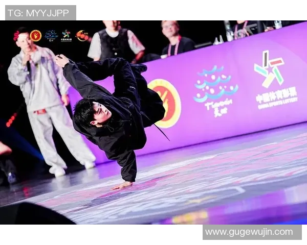 武汉街舞队的节奏之旅探秘与风格碰撞的精彩瞬间