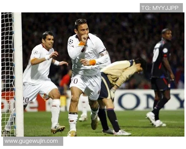 V5战队在冠军杯积分榜中以86分稳居第一位置展现强大实力